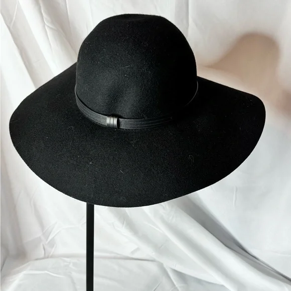 Sonoma Black Velvet Wide Brim Hat – Elegant Women’s Fedora Style - Picture 5 of 7